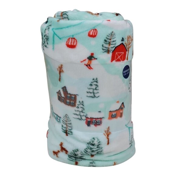 The Big One Oversized Plush Throw Blanket 5ft X 6ft Ski Village Green - Picture 4 of 10